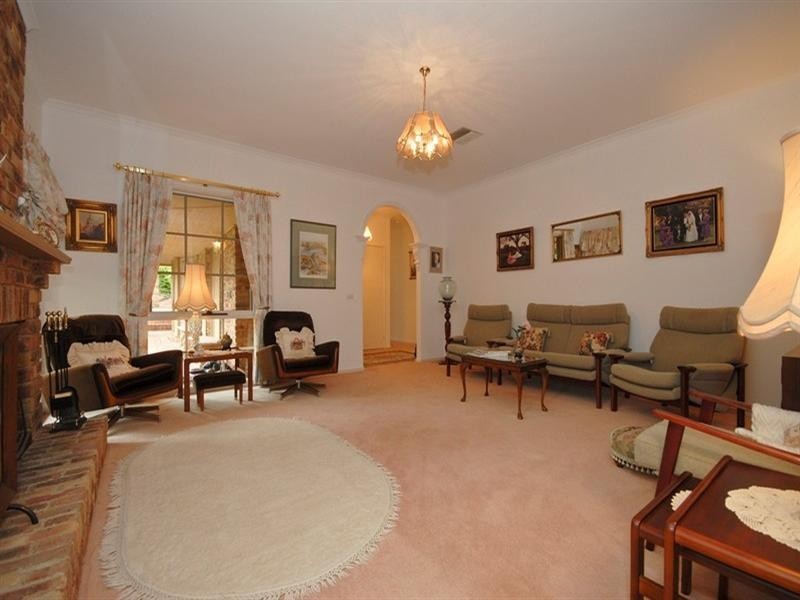 28 Great Oak Court, Mooroolbark VIC 3138