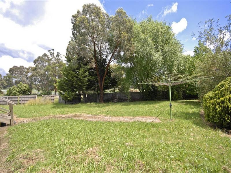 8 Badger Court, Lilydale VIC 3140