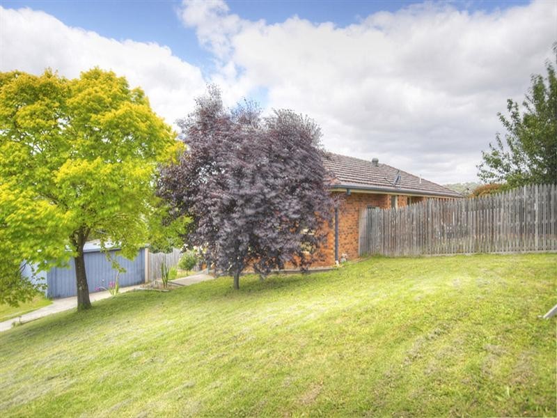 15 Crestway, Lilydale VIC 3140