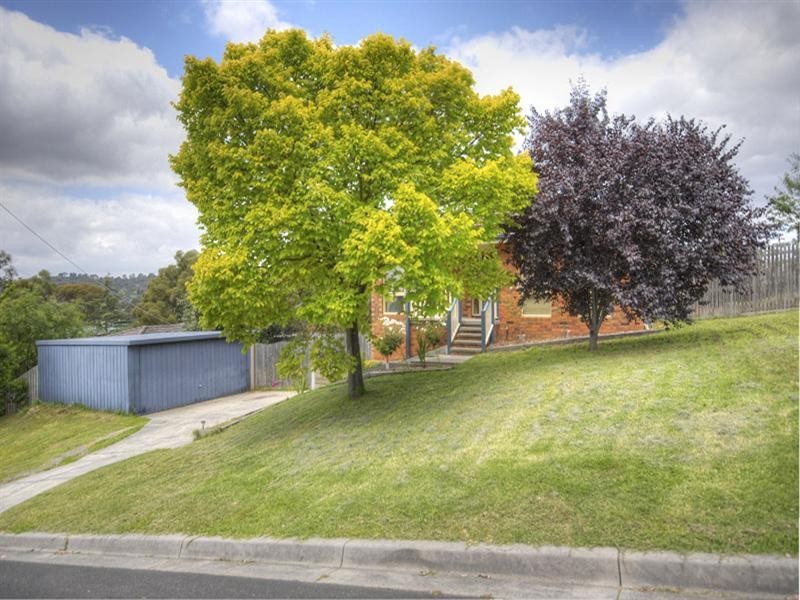 15 Crestway, Lilydale VIC 3140