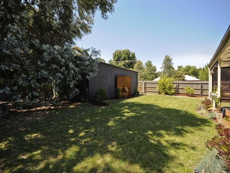 1 Alfred Street, Wandin North VIC 3139