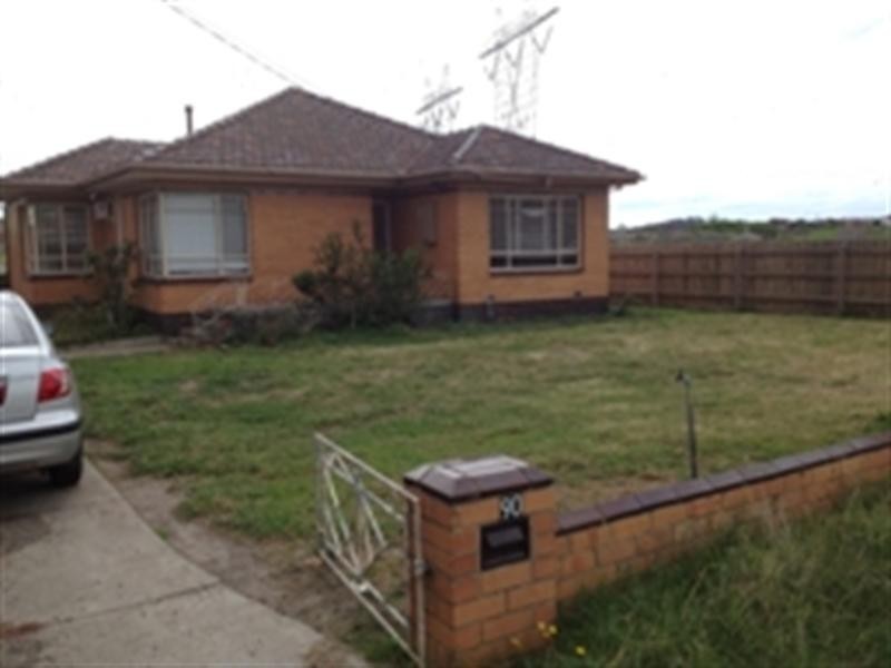 90 Gorge Road, South Morang VIC 3752