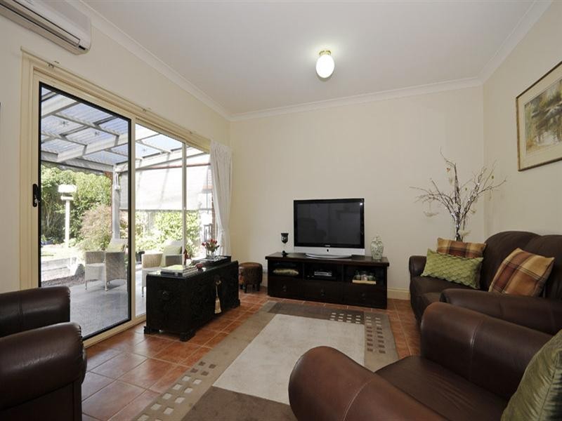 20 Chatswood Grove, Chirnside Park VIC 3116