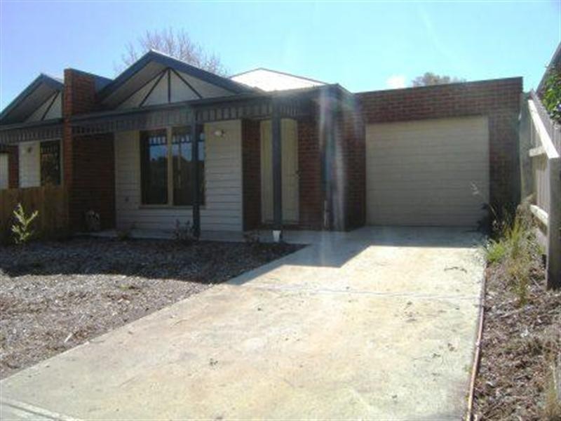 2/16 Chapel Street, Lilydale VIC 3140