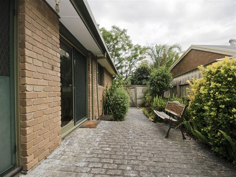 4 Woodpecker Pass, Chirnside Park VIC 3116