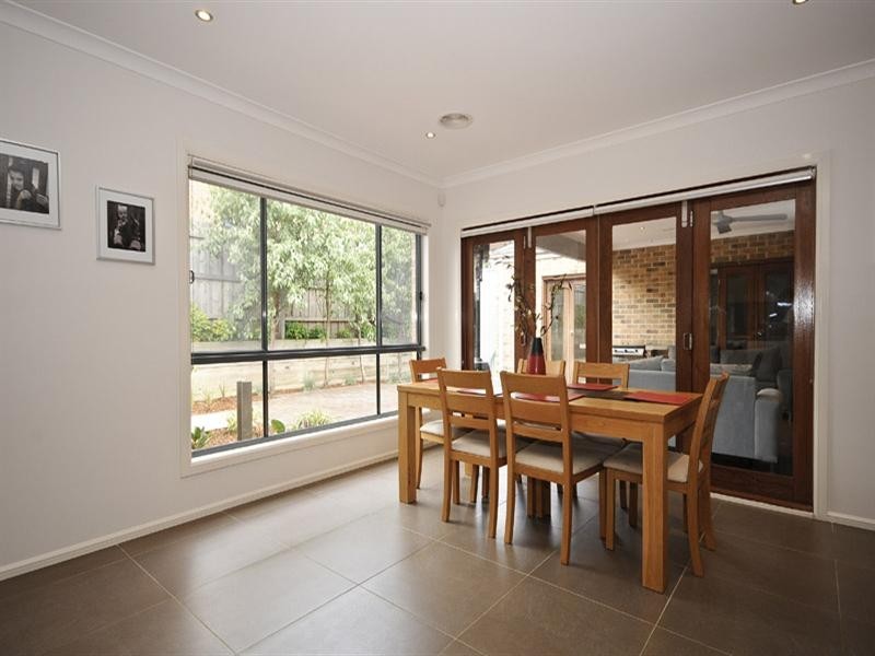 43 Tudor Drive, Mooroolbark VIC 3138