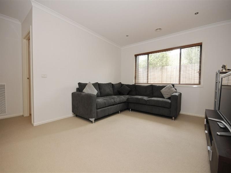 43 Tudor Drive, Mooroolbark VIC 3138