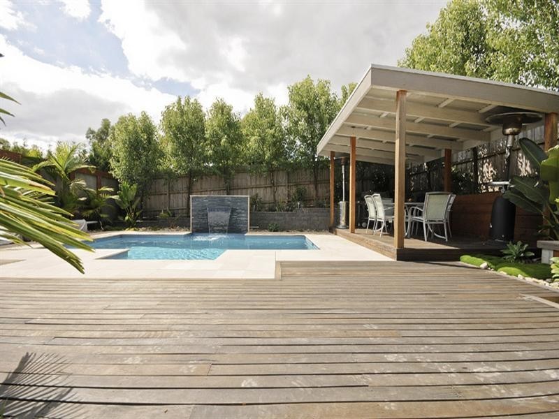 43 Tudor Drive, Mooroolbark VIC 3138