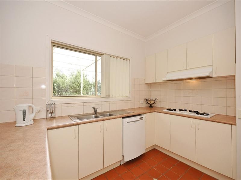 17 Little Chipping Drive, Chirnside Park VIC 3116