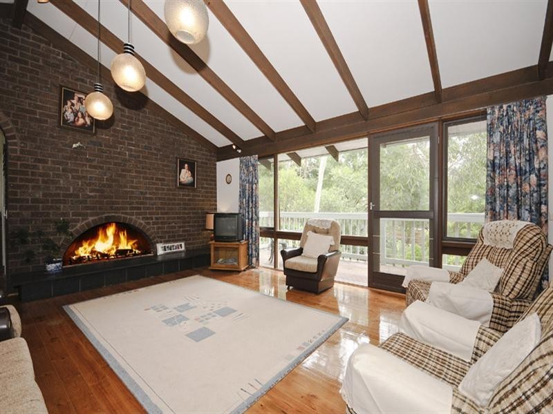 5 Newton Avenue, Mount Evelyn VIC 3796