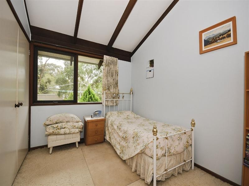 5 Newton Avenue, Mount Evelyn VIC 3796