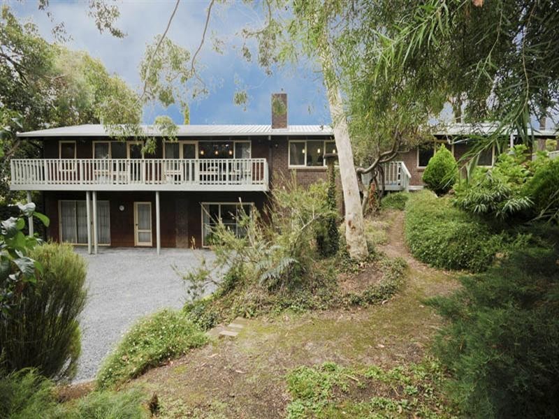 5 Newton Avenue, Mount Evelyn VIC 3796