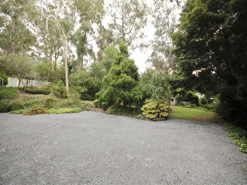 5 Newton Avenue, Mount Evelyn VIC 3796