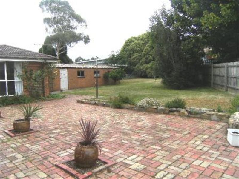 15 Chirnside Drive, Chirnside Park VIC 3116