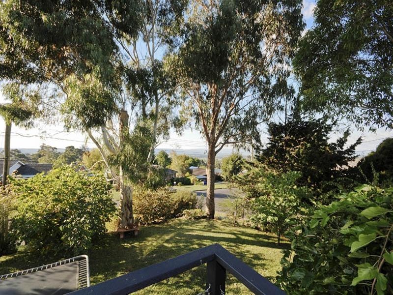 6 Saddleback Ridge, Chirnside Park VIC 3116