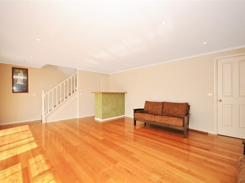 13 Alpine Boulevard, Launching Place VIC 3139