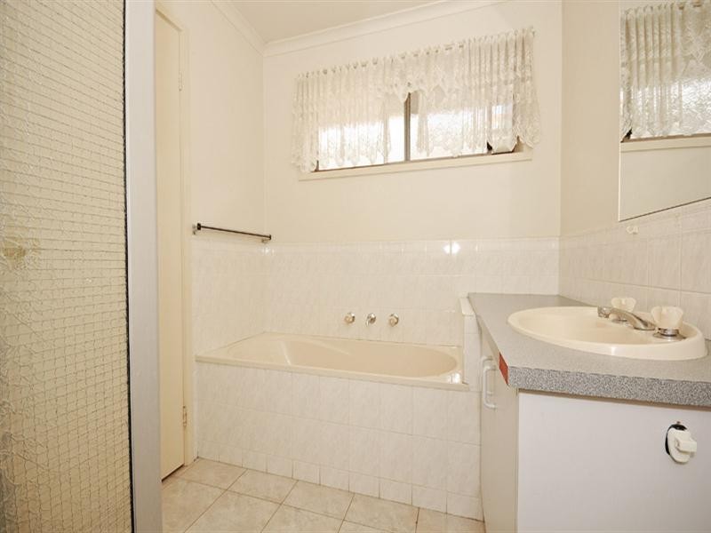 15 Archer Close, Lilydale VIC 3140