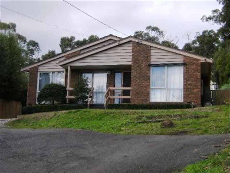 9 Summit Road, Lilydale VIC 3140