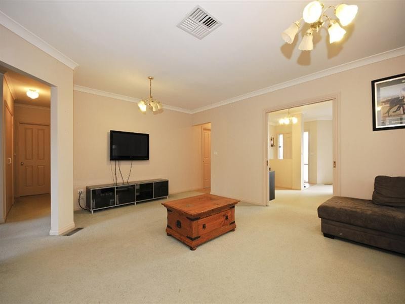 14 Clearwater Drive, Lilydale VIC 3140