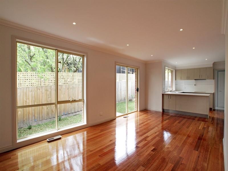 Unit 3, 98-100 Maroondah Hwy., Healesville VIC 3777