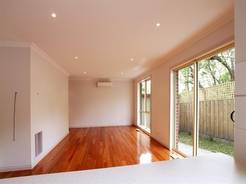 Unit 3, 98-100 Maroondah Hwy., Healesville VIC 3777