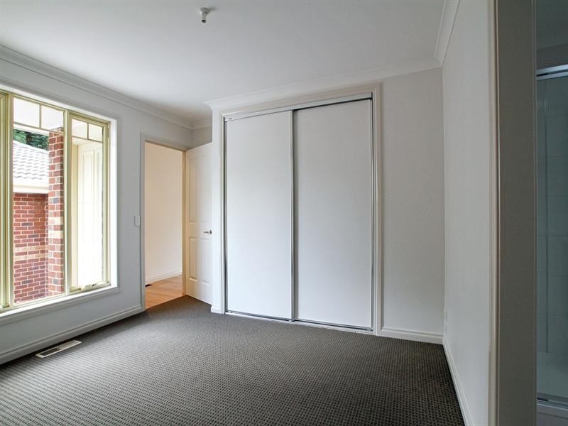 Unit 3, 98-100 Maroondah Hwy., Healesville VIC 3777