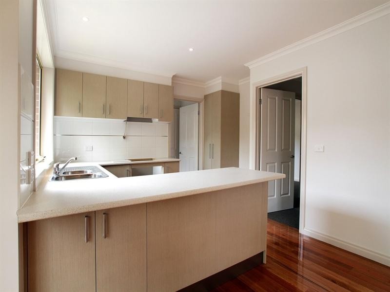 Unit 3, 98-100 Maroondah Hwy., Healesville VIC 3777