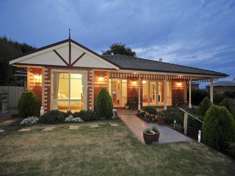 8 Noble Court, Lilydale VIC 3140