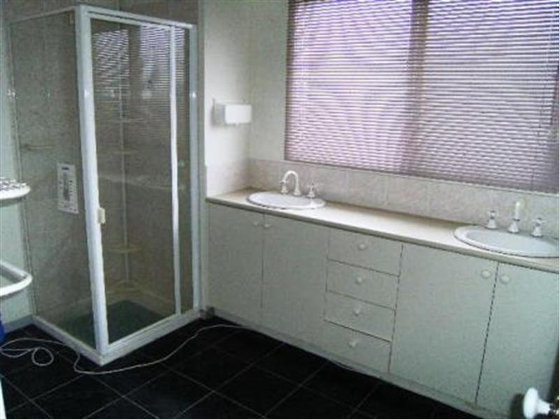 23 Parkview Terrace, Chirnside Park VIC 3116