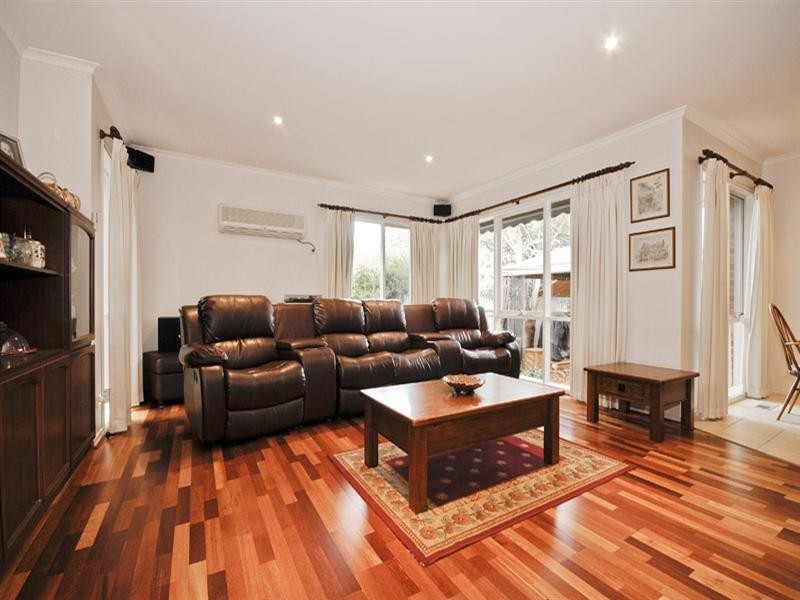 14 Yarraridge Drive, Chirnside Park VIC 3116