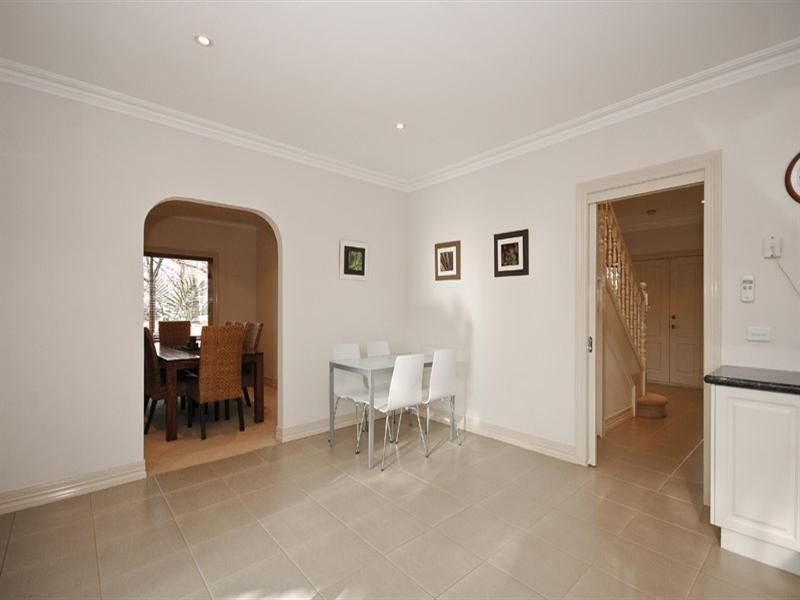 6 Chateau Close, Croydon VIC 3136