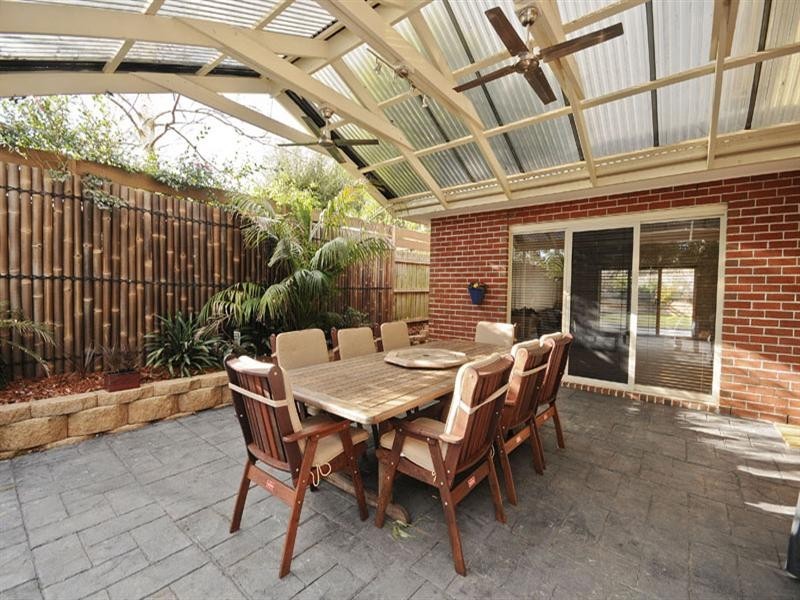 6 Chateau Close, Croydon VIC 3136