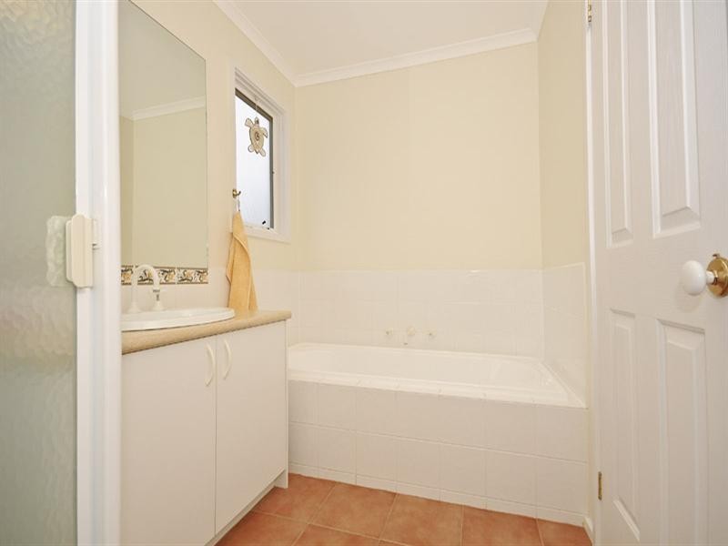 41 Huntingdale Drive, Chirnside Park VIC 3116