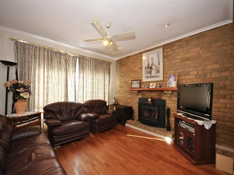 8 Ducol Court, Seville VIC 3139