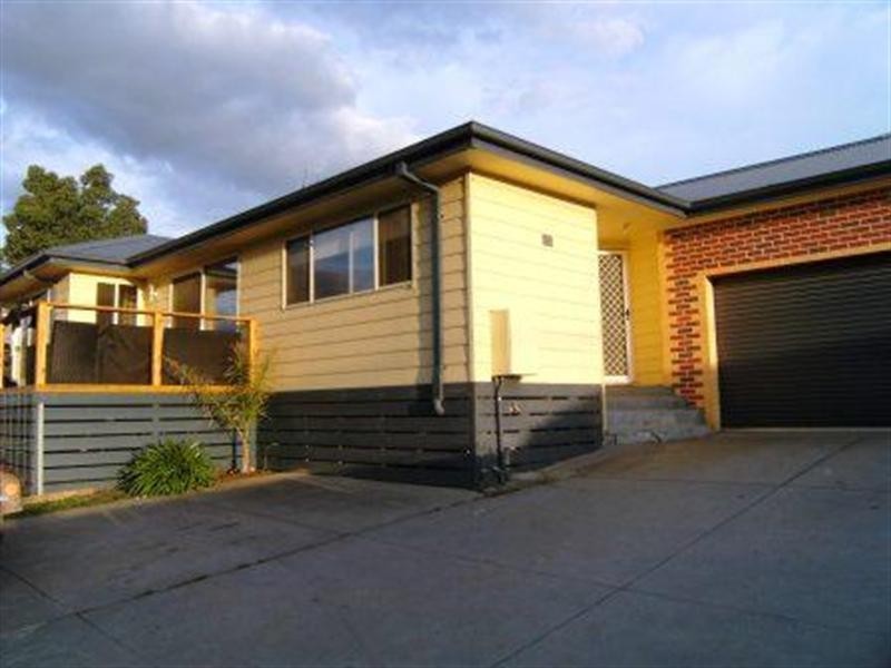 408 Warburton Highway, Wandin North VIC 3139