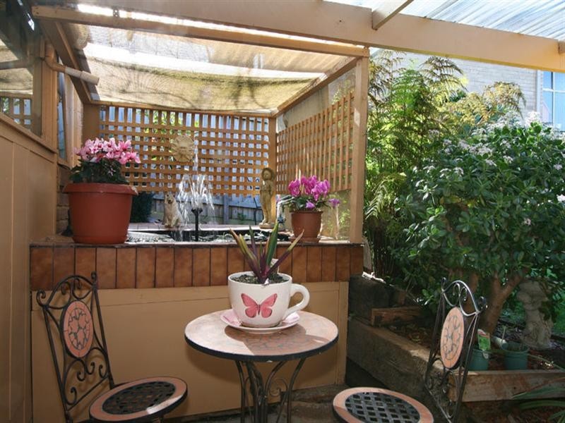 2 Crown Point, Chirnside Park VIC 3116