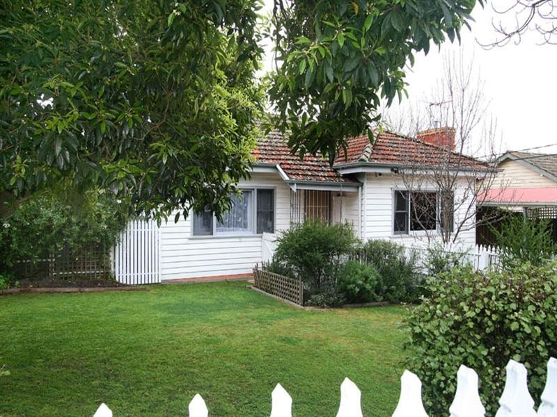 8 Slevin Street, Lilydale VIC 3140