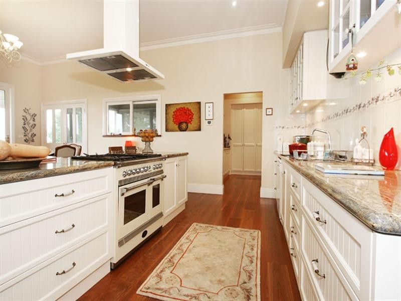 49 Pine Avenue, Healesville VIC 3777