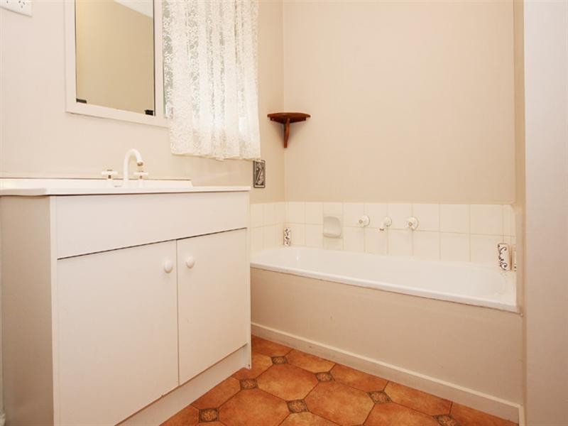 99 Charles Road, Lilydale VIC 3140