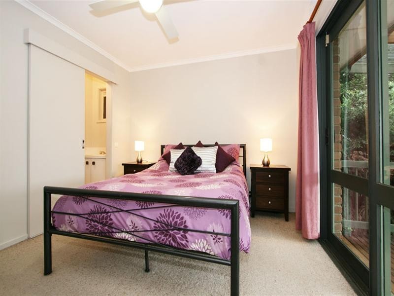 99 Charles Road, Lilydale VIC 3140