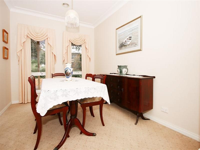 10 saddleback Ridge, Chirnside Park VIC 3116