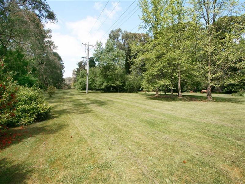 174 Warburton Highway, Lilydale VIC 3140