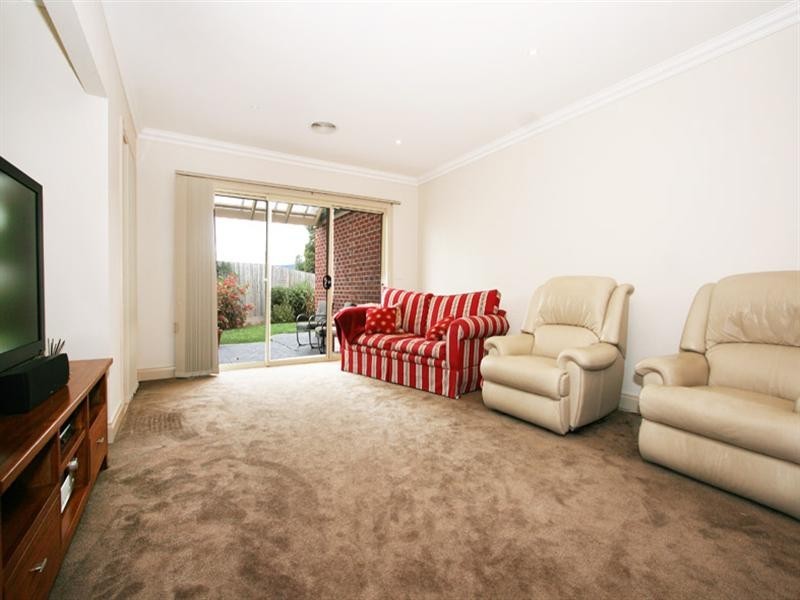 7 Kensington Place, Mooroolbark VIC 3138