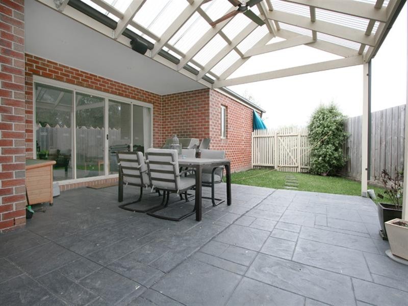 7 Kensington Place, Mooroolbark VIC 3138