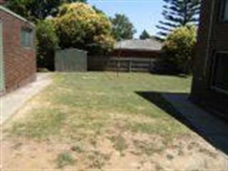 7 Sevenoaks Avenue, Croydon VIC 3136