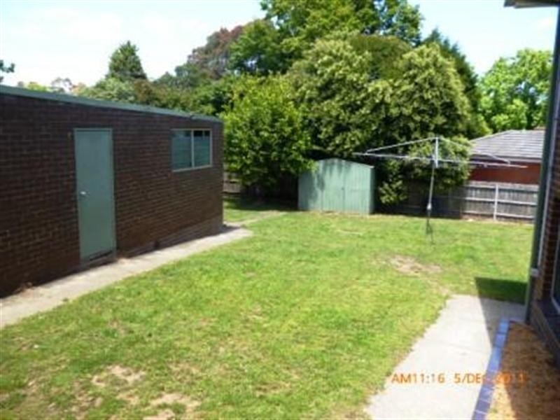 7 Sevenoaks Avenue, Croydon VIC 3136