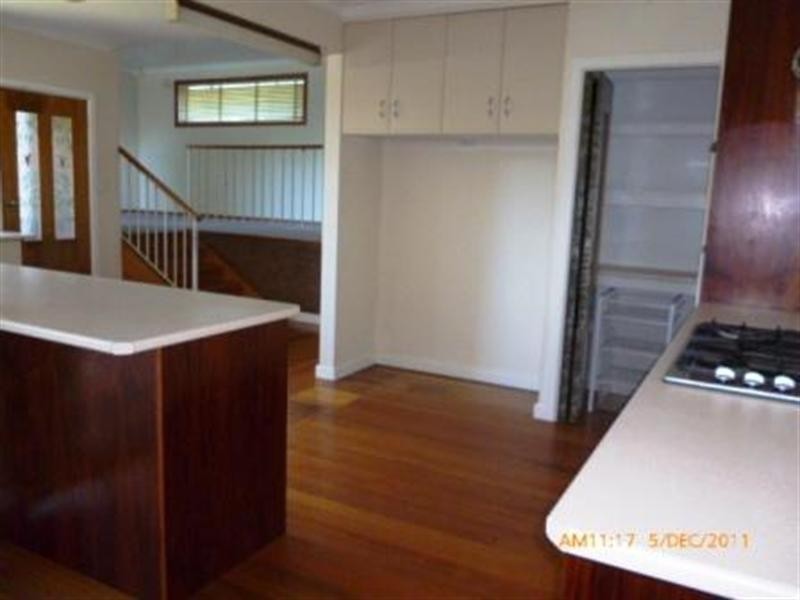7 Sevenoaks Avenue, Croydon VIC 3136