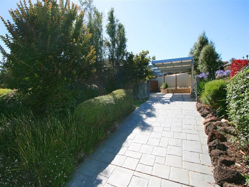 19 Delamere Drive, Chirnside Park VIC 3116