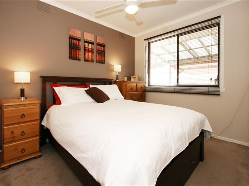 1/2 McComb Street, Lilydale VIC 3140