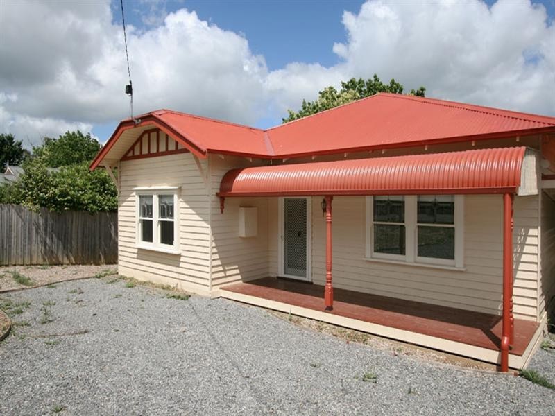 9 De Lancey Road, Wandin North VIC 3139